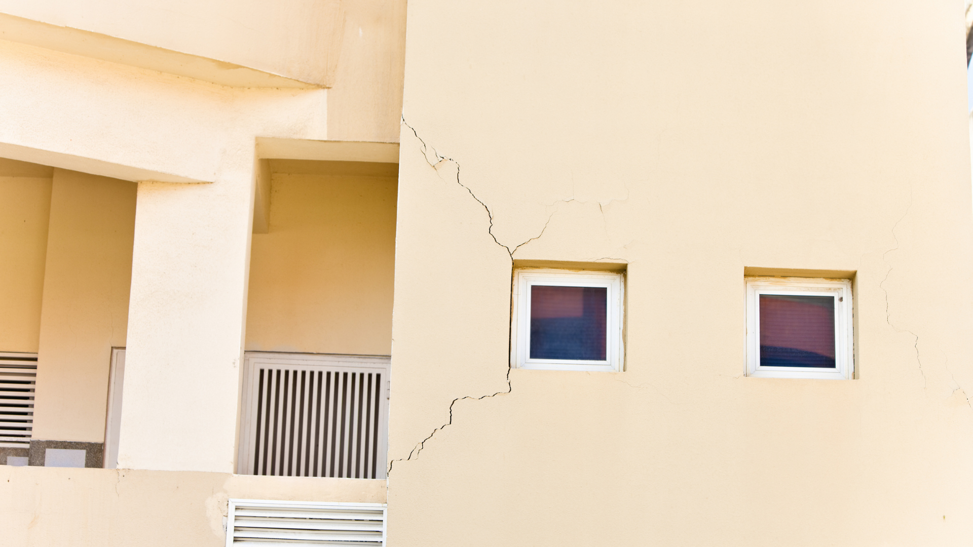 mccexpertises-perpignan-expertise-pathologie-bâtiment-logement-fissure-diagnostic-patrimoine-structure